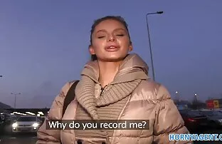 XXX მას დიდი მკერდი ცეკვავენ.