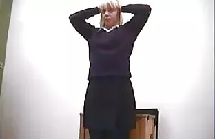 XXX მოახლე, გახეული ტყნაური