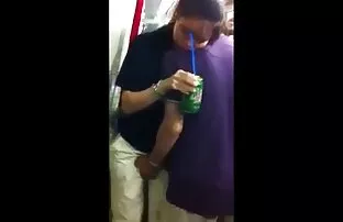 XXX გამხდარი bitch fistite ორსული slapping pussy იქნება მისი სახე.